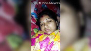 A naive young girl gets tricked into shooting a homemade brutal porn movie.
