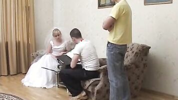 Blowjob sucks the cock of a violent sex partner in a brutal fuck.