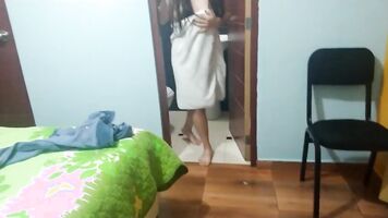 The sister-in-law on vacation comes d. to the hotel after the party (2)