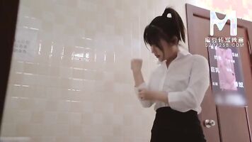 [Domestic] Madou Media Works/MD0014-Toilet Ra 001/View for free